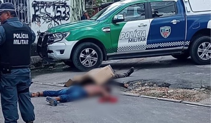 Suposta troca de tiros entre facções deixa um morto e outro baleado em Manaus