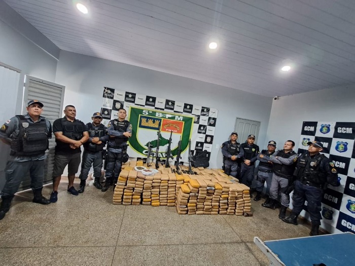 Traficantes são presos com drogas e armamento pesado no AM