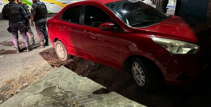 Carro roubado é recuperado e assaltante capturado pela Polícia Militar em Manaus