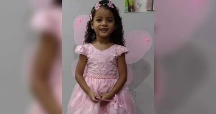 Menina morta em tiroteio voltava da igreja quando foi baleada
