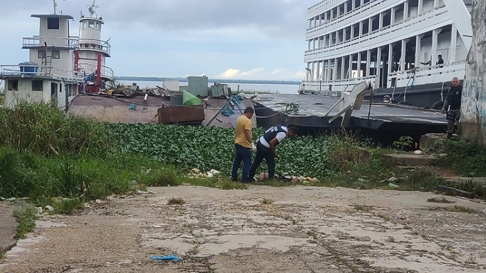 Corpo de homem é encontrado com bilhete de facção em Manaus; veja a mensagem