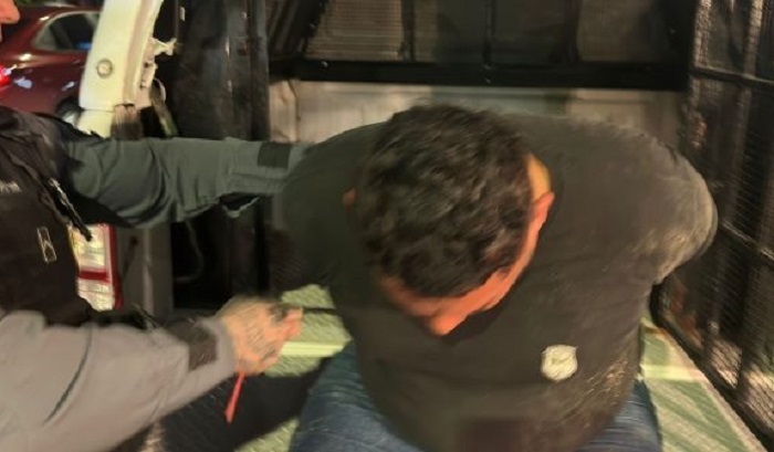 Polícia apreende munições, carregadores e drogas durante prisão na zona Leste de Manaus