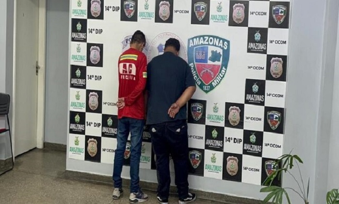 Dupla é detida em flagrante após assalto a mão armada em Manaus