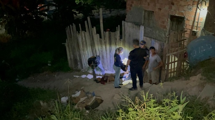 Jovem é morto a tiros a caminho da casa da namorada no Jorge Teixeira