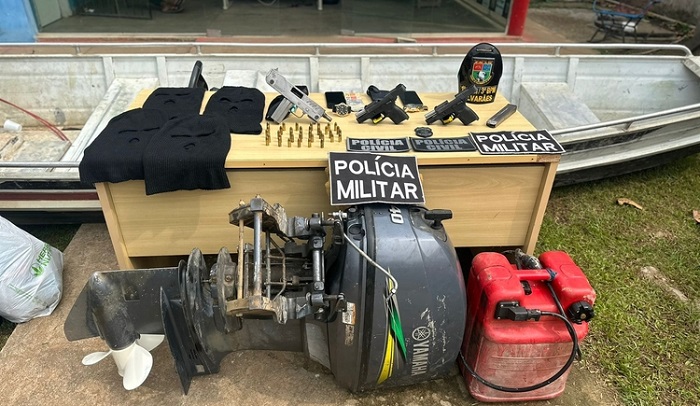 Polícia apreende armas e objetos roubados com piratas dos rios no Amazonas
