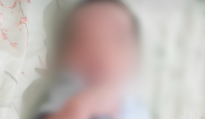 Após chorar por horas, bebê é encontrado morto dentro de quitinete em Manaus