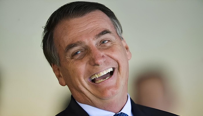 Bolsonaro participa de 'bolão' do PL e ganha prêmio na Mega-Sena