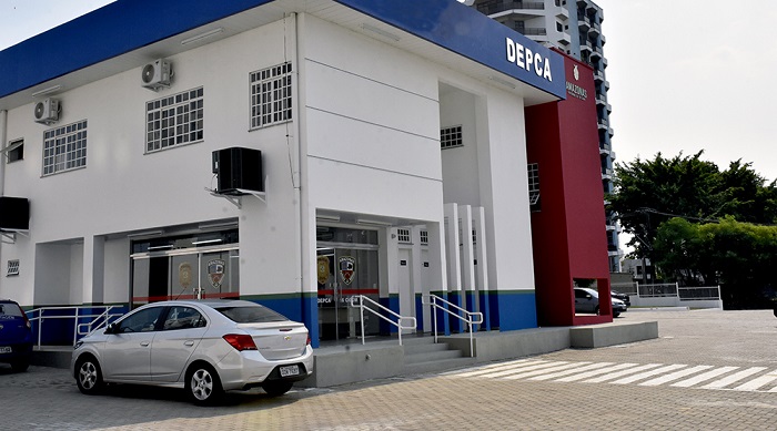 Homem de 40 anos que vivia como marido de adolescente de 12 é preso em Manaus